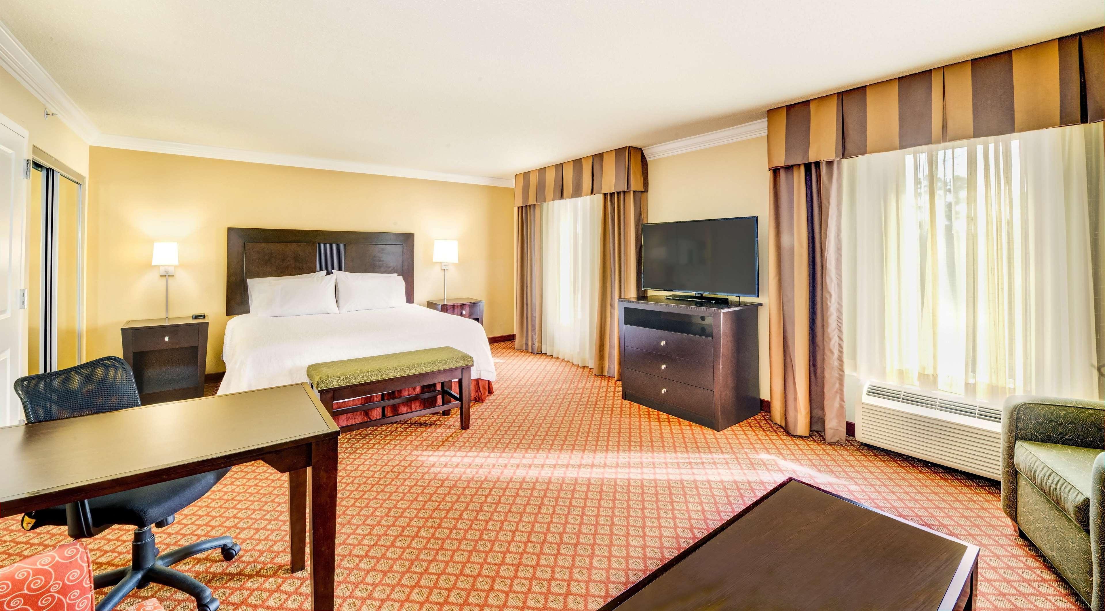 Hampton Inn & Suites סקוטסבורו מראה חיצוני תמונה