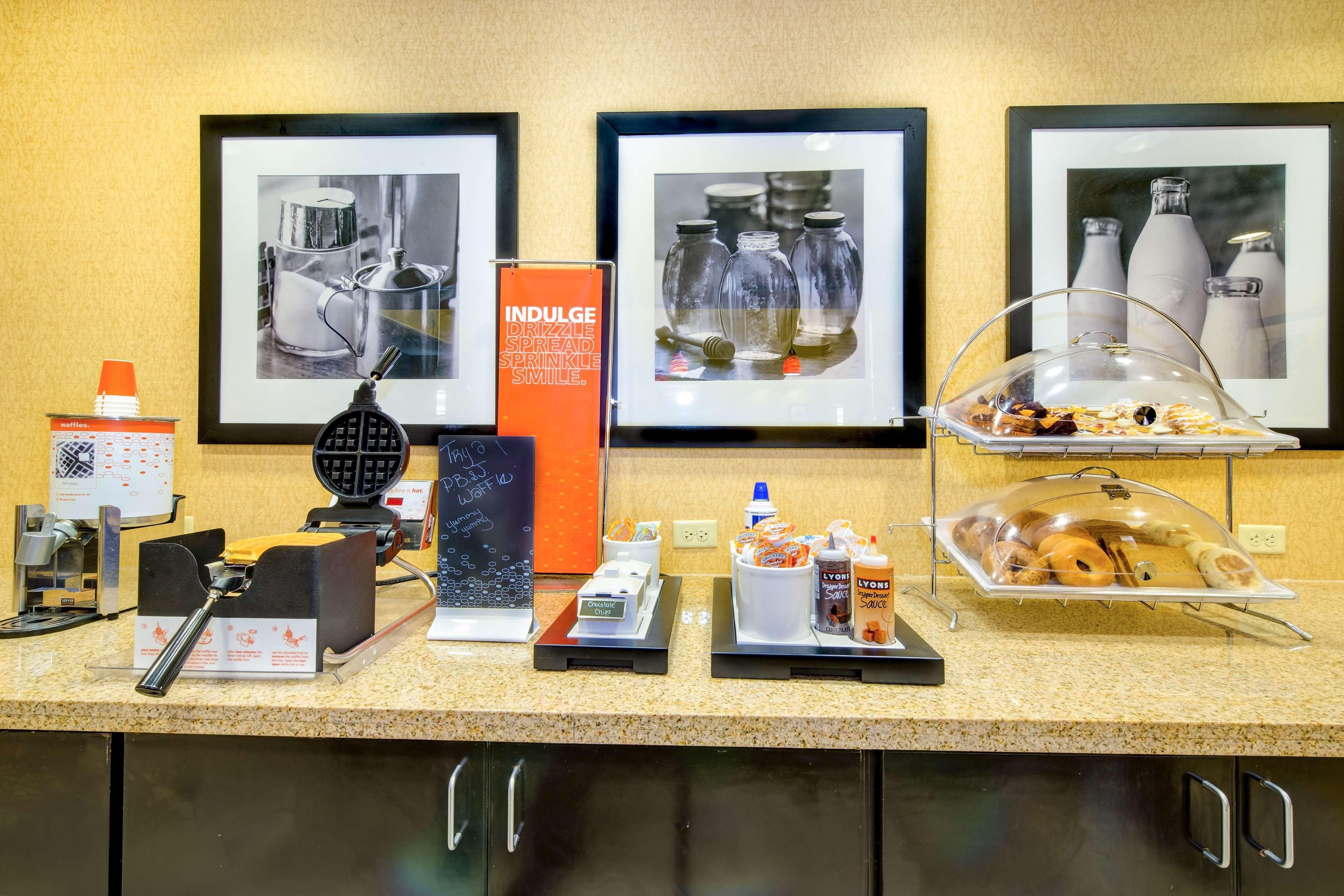 Hampton Inn & Suites סקוטסבורו מראה חיצוני תמונה