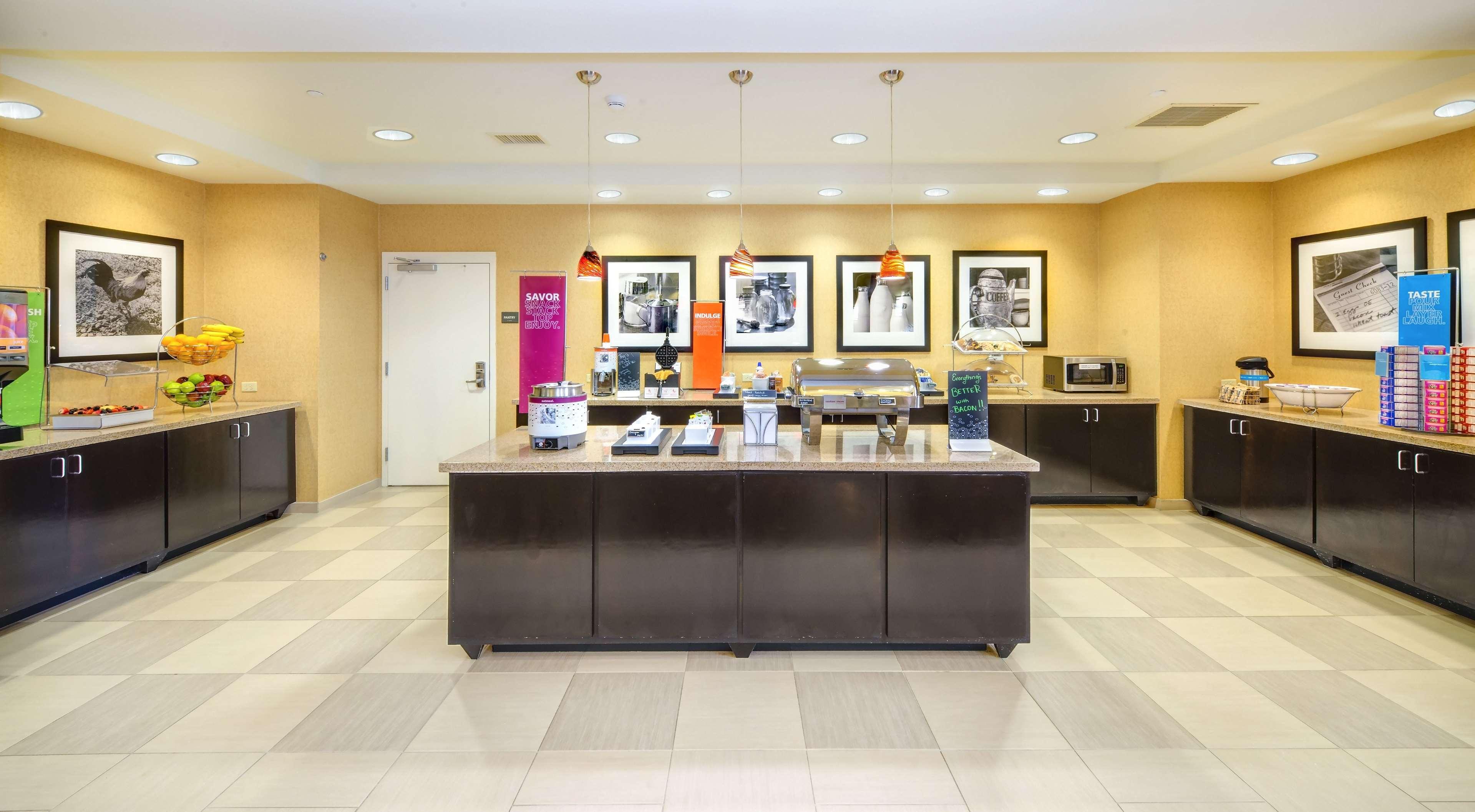Hampton Inn & Suites סקוטסבורו מראה חיצוני תמונה